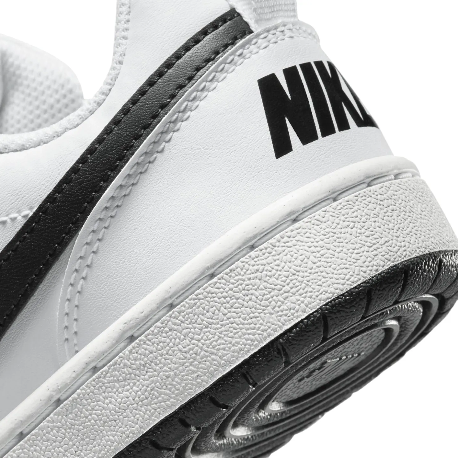 Big Kid (3.5-7)*Nike Boy's , Court Borough Low Recraft Sneaker - Big Kid White/Black