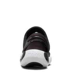 Little Kid (10.5-3)*Nike Boy's , Dynamo Go Sneaker - Little Kid Black/White