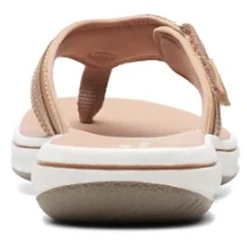 Flip Flops*Clarks Women's , Breeze Sea Sandal Beige