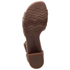 Heeled Sandals*Clarks Women's , Desirae Lily Sandal Beige