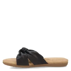 Footbed Sandals*Cliffs by White Mountain Women's , Favorite Sandal Black