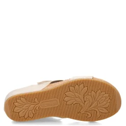 Footbed Sandals*Eurosoft by Sofft Women's Eurosoft, Gianetta Sandal Gold