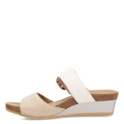Footbed Sandals*Naot Women's , Kingdom Sandal Ivory