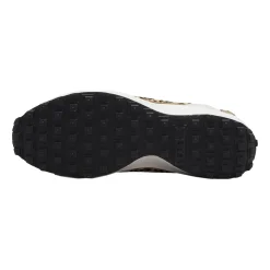 Fashion & Street*Nike Women's , Waffle Debut Sneaker Phantom/Sesame-Summit White-Black