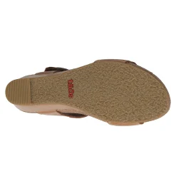 Footbed Sandals*Taos Women's , Carousel 3 Sandal Tan